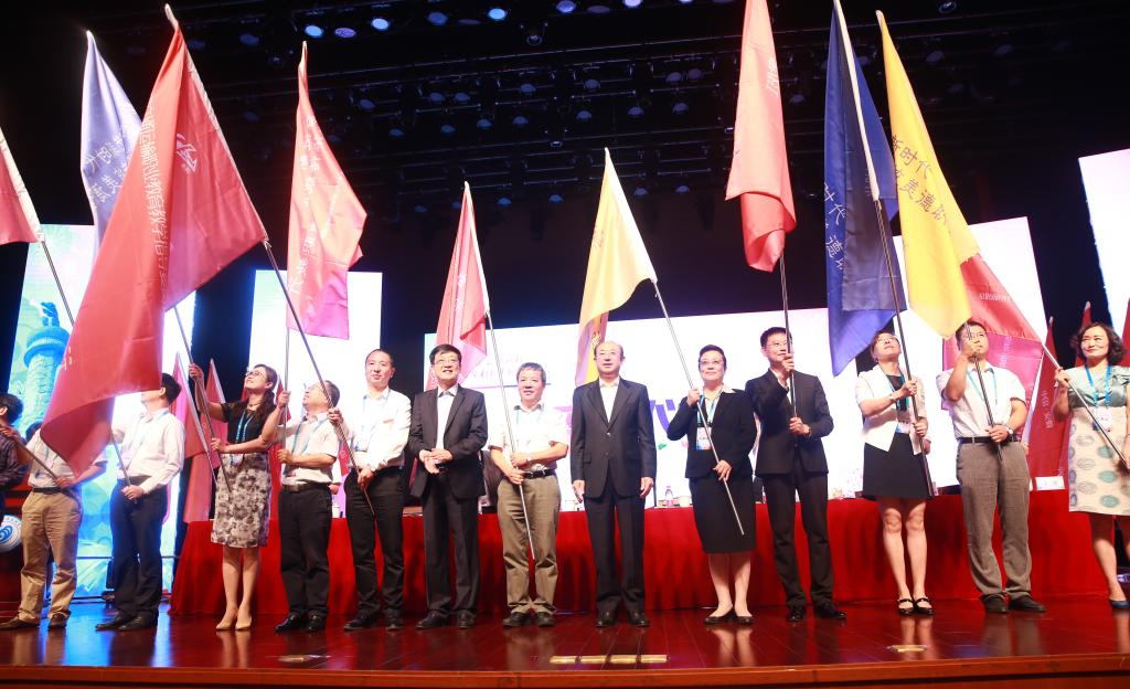 全國職業(yè)院校“奮進(jìn)新時(shí)代 中華傳統(tǒng)美德職教行”活動(dòng)于杭州啟動(dòng)