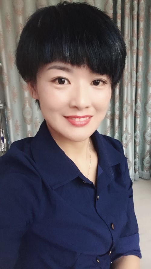 纖指圓夢(mèng)想！保定東方技工學(xué)校創(chuàng)業(yè)者——李丹！  