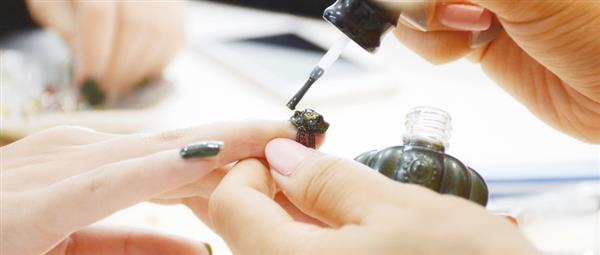 現(xiàn)在學(xué)美甲晚嗎？保定哪里可以學(xué)美甲？