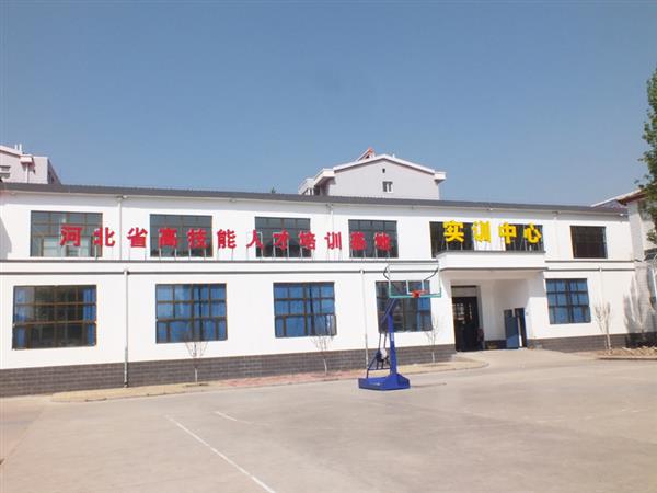 張家口裝備制造技工學(xué)校值得選擇嗎？