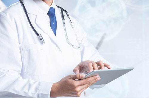 菏澤市東華職業(yè)培訓(xùn)學(xué)校怎么樣？學(xué)校的教學(xué)設(shè)備全嗎？