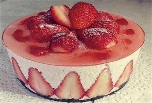 在濟(jì)寧西點(diǎn)培訓(xùn)學(xué)校學(xué)蛋糕制作需要多久？