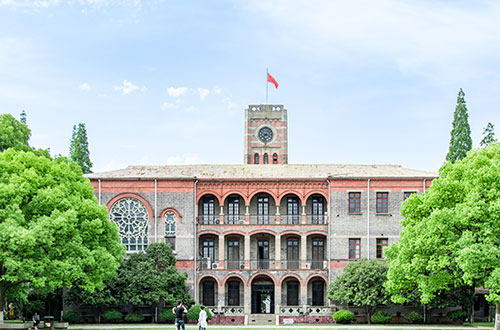 張家口新世紀(jì)職業(yè)學(xué)校有什么特點(diǎn)？為什么要選擇這家學(xué)校？